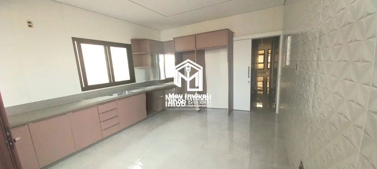Imagem Rua 21A Vicente Pires Casa 4 Suítes 4 Vagas 400 m² Aquecimento solar Piscina