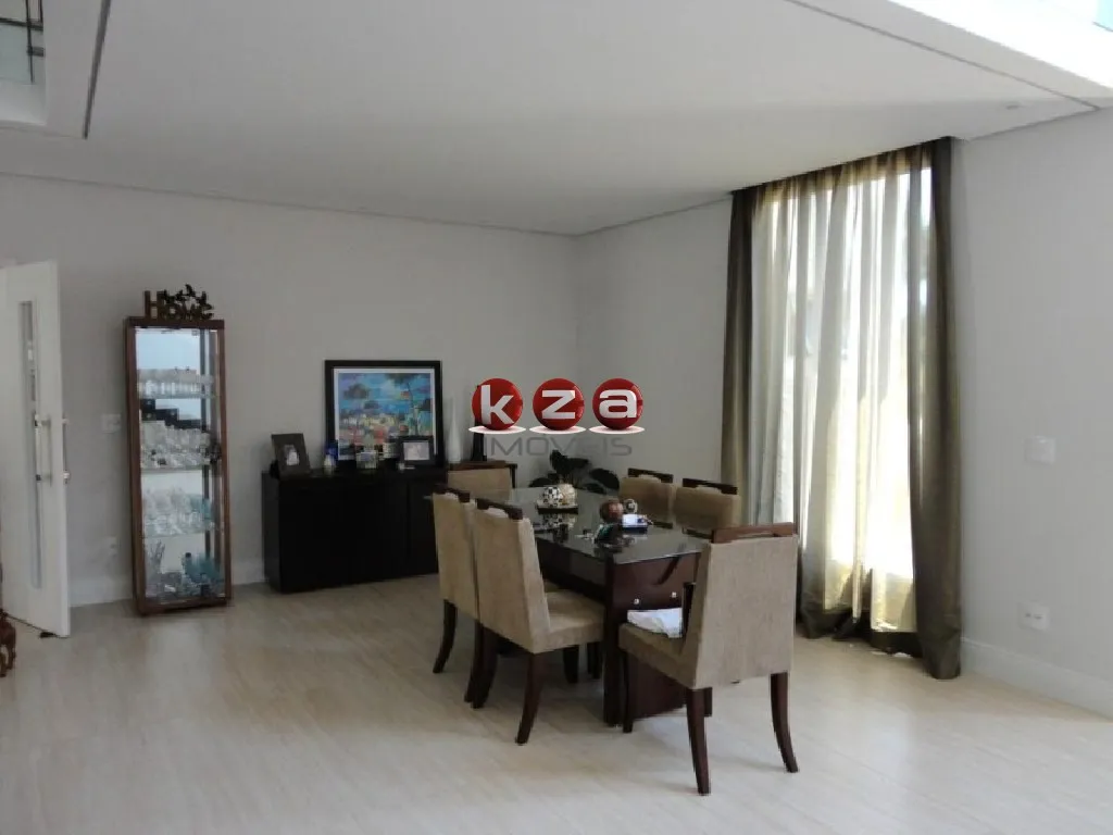 Imagem Casa de luxo em condomínio exclusivo: 3 suítes, 3 salas, 6 banheiros, 2 vagas na cidade de Valinhos-SP no Condomínio Portal do Lago.
