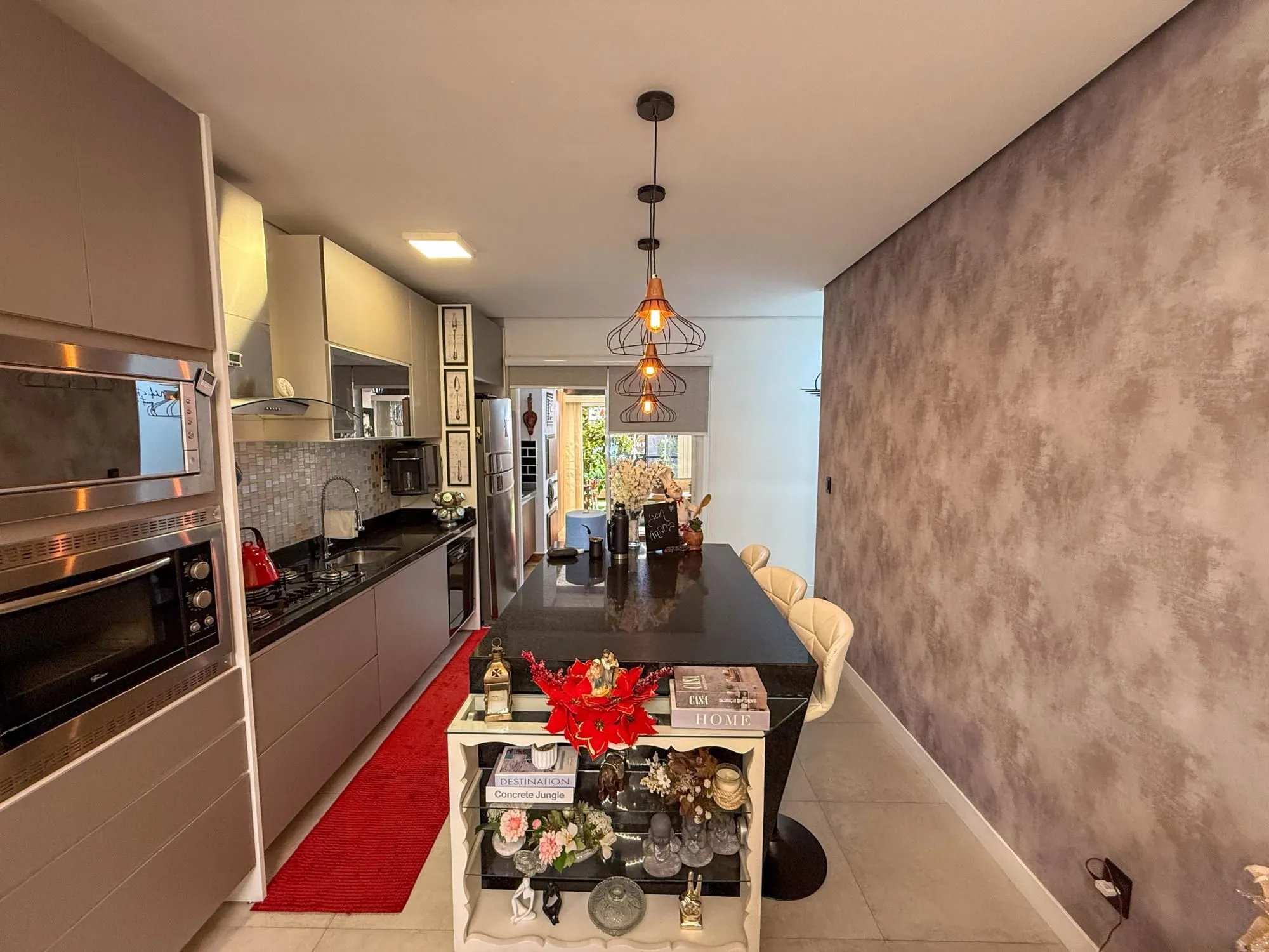 Imagem Casa de Condomínio em Hípica