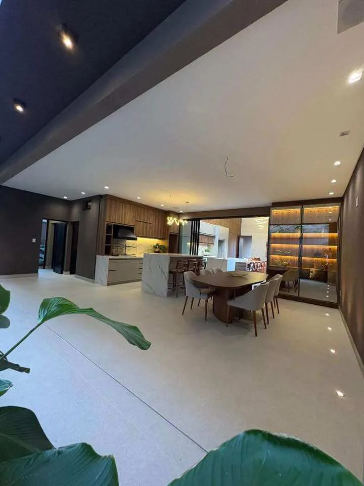 Imagem Casa à venda em Franca, Parque Franville, com 3 quartos, 212m2