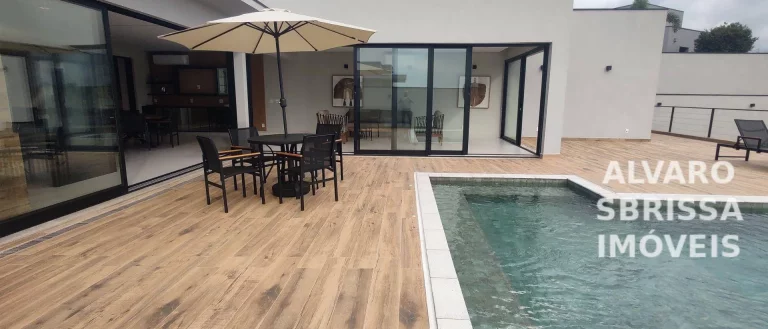 Imagem Linda casa com 4 sítes no Condomínio Parque Xapada Ytu: - 1000m2.at 415m2.ac