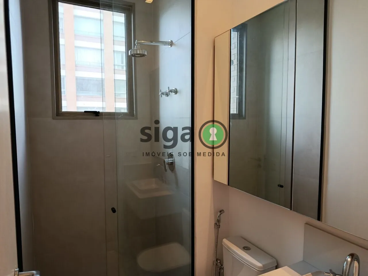 Imagem Apartamento de Alto Padrão à Venda no Itaim Bibi, Rua Macurapé, 43, 3 Suítes, 2 Vagas