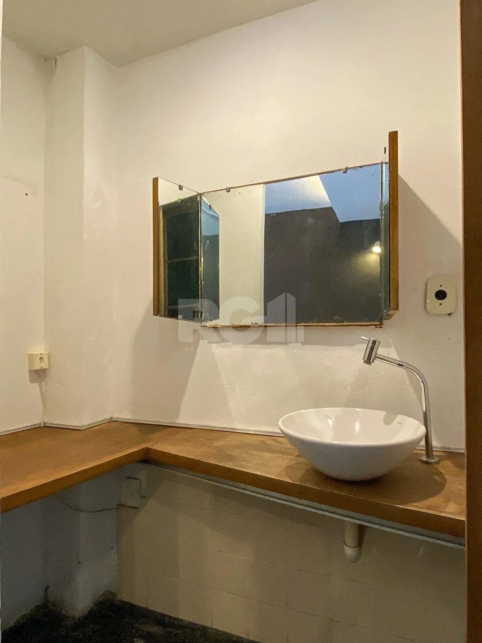 Imagem Casa Comercial para Venda - 60m², 0 dormitórios, Centro Histórico