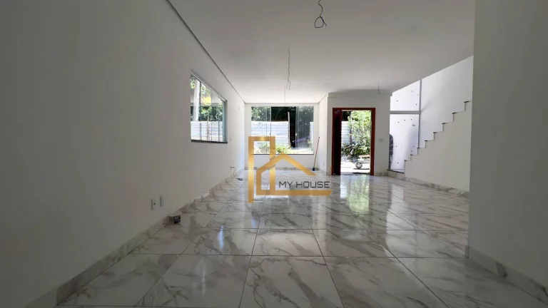 Imagem Casa nova com 4 suítes em meio a Natureza na Granja Guarani em Teresópolis-RJ
