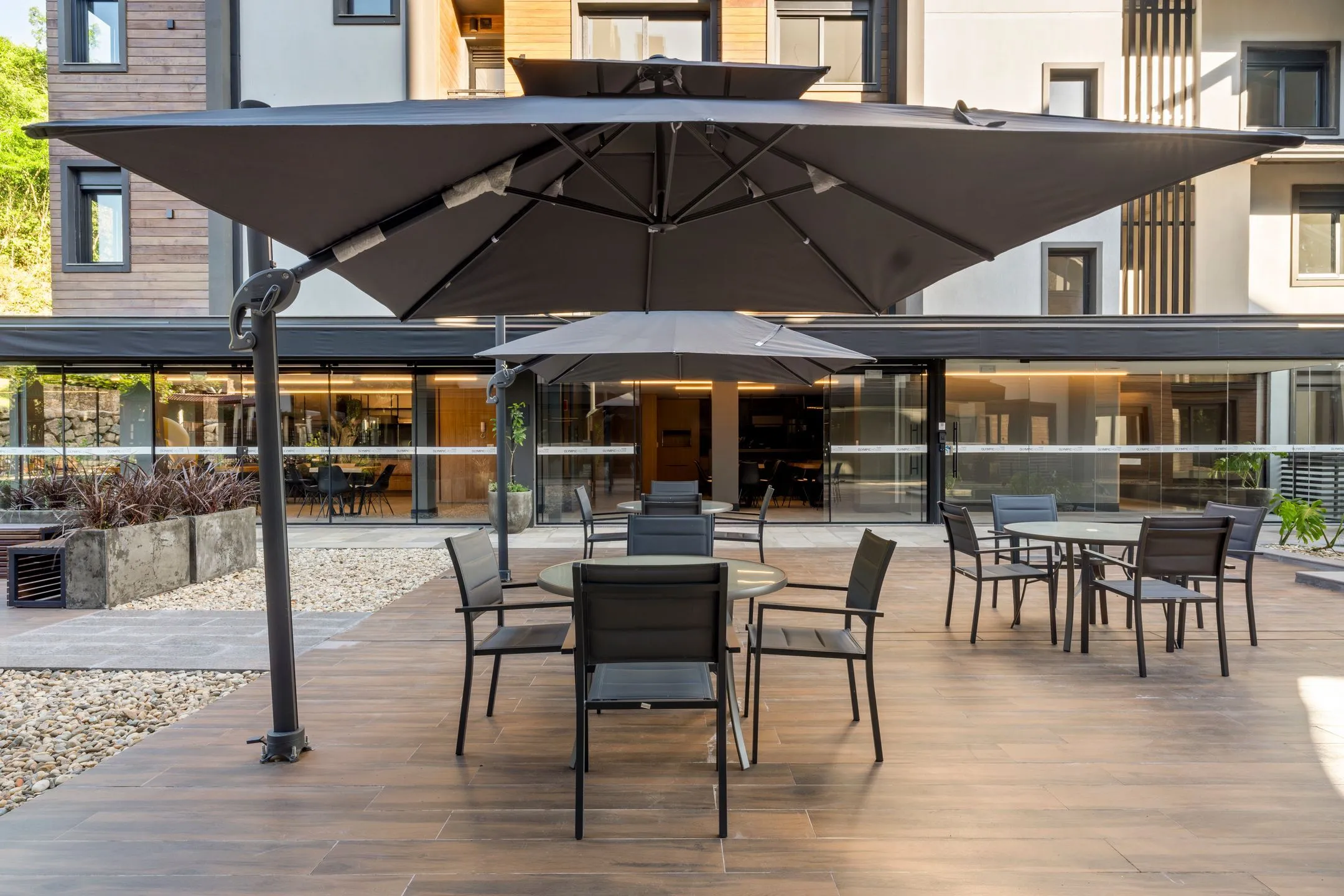 Imagem Apartamento à venda em Gramado, Varzea Grande, com 2 quartos, 61.68m2