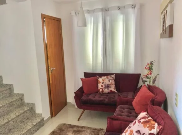 Imagem Sobrado no Cajuru - Condomínio Fechado - Triplex