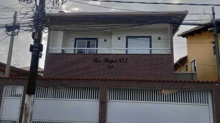 Imagem Condomínio em Praia Grande, com 2 quartos, opções com sacada, sobrado e quintal!
