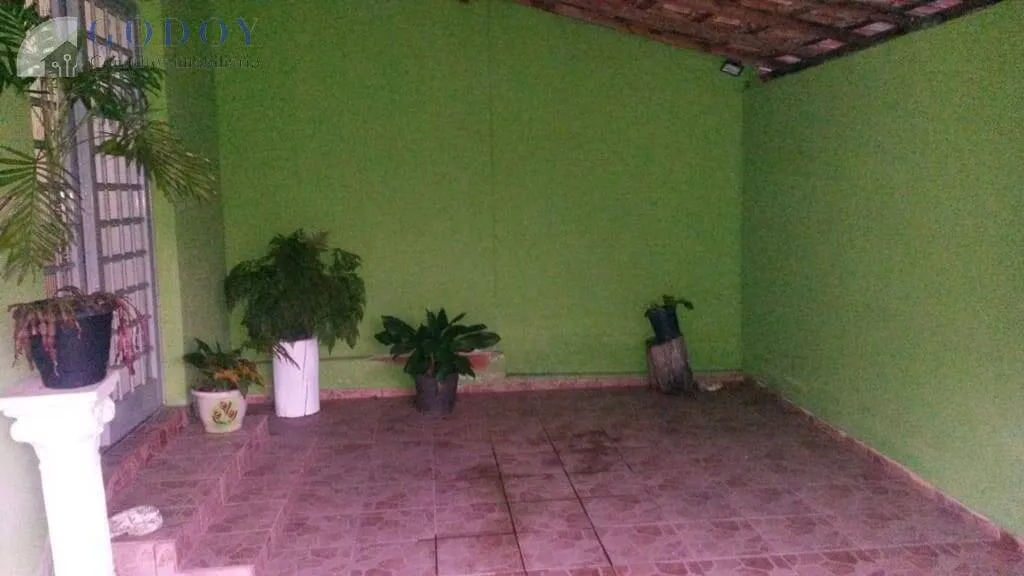 Imagem Casa à venda, 2 Vagas, 748M², Jardim Santa Cecília, Pindamonhangaba - SP
