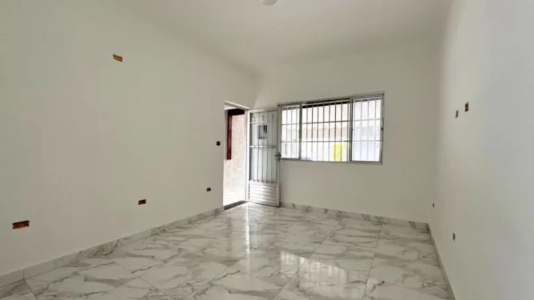 Imagem CASA COM 90 m² - TUPI - PRAIA GRANDE SP
