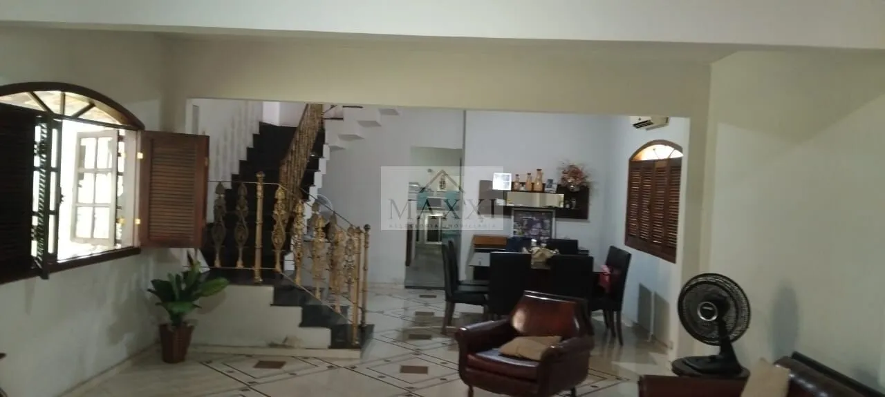 Imagem Linda Casa à Venda em Jardim Iguaçu - Nova Iguaçu | Espaço, Conforto e Tranquilidade para sua Família