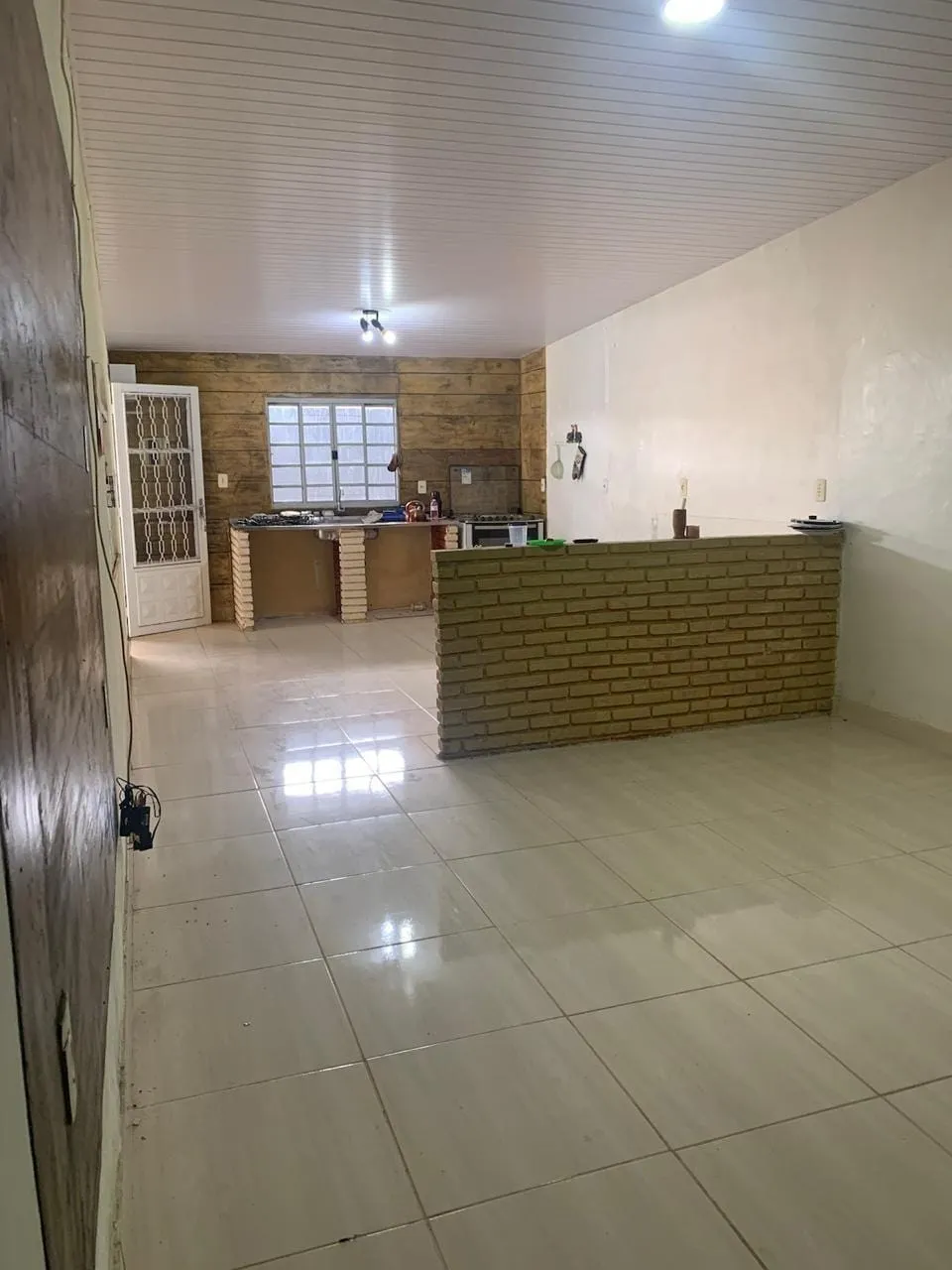 Imagem Chácara à venda 2 Quartos, 4 Vagas, 700M², Goiabal, Pindamonhangaba - SP