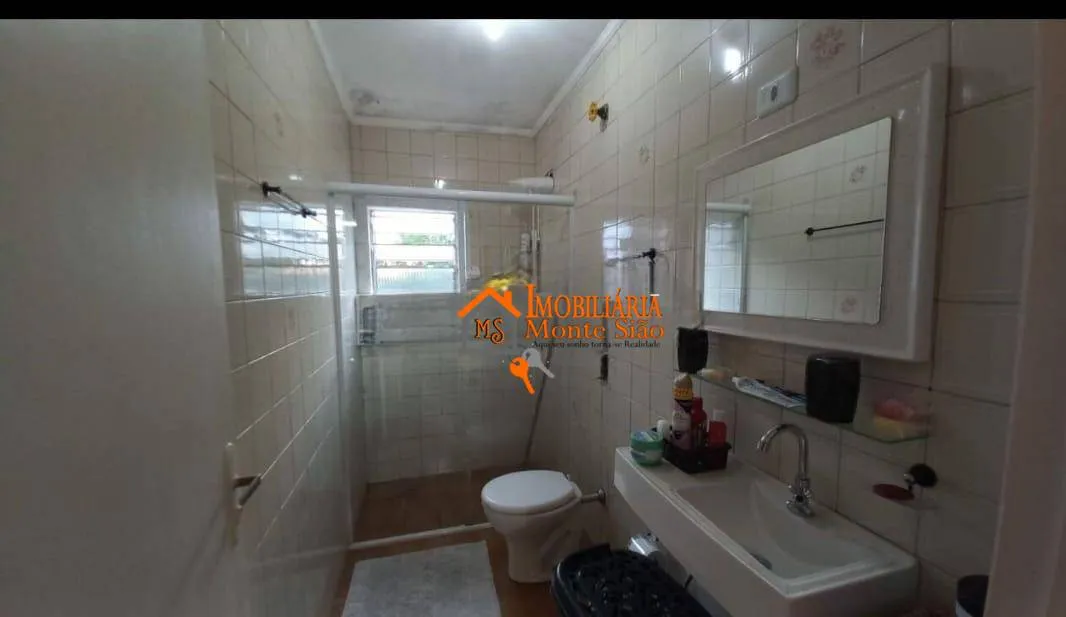 Imagem Sobrado com 3 dormitórios à venda, 107 m² por R$ 535.000,00 - Vila Barros - Guarulhos/SP