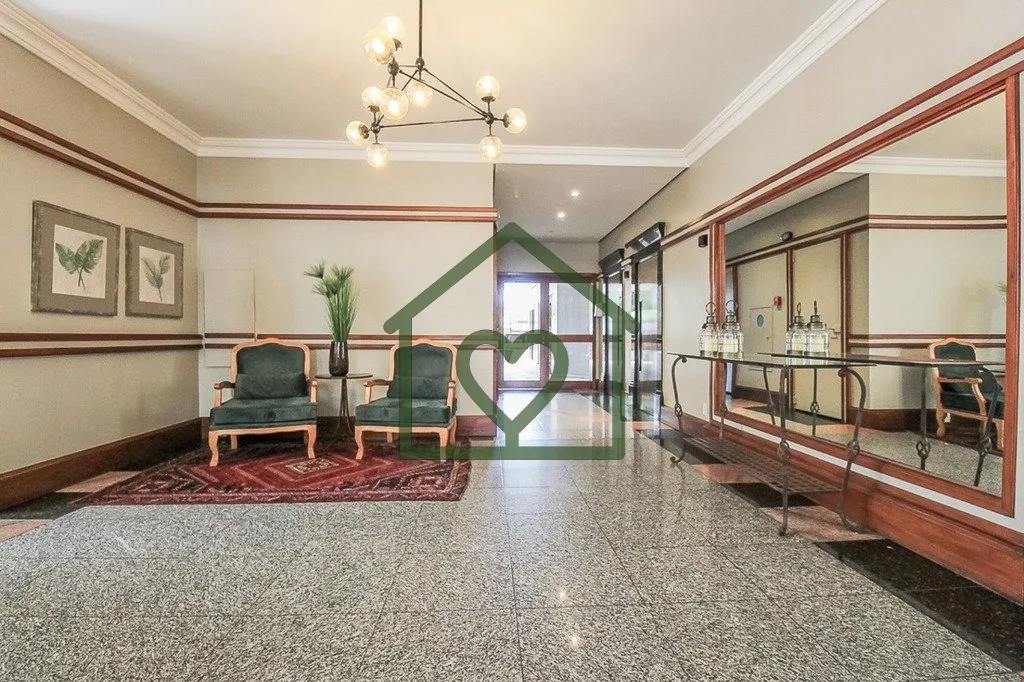 Imagem Apartamento de 3 dormitórios transformado em 2 suítes + closet com possibilidade de reversão - To...