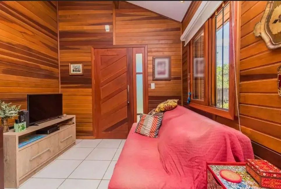 Imagem Casa 4 Dormitórios Bairro Gloria.