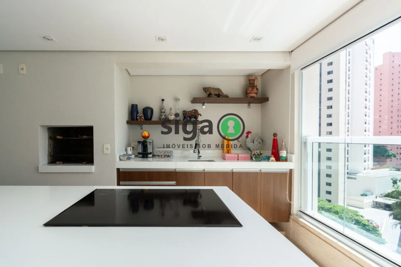 Imagem Apartamento alto padrão à venda em Moema 335 m² 4 suítes e 4 vagas