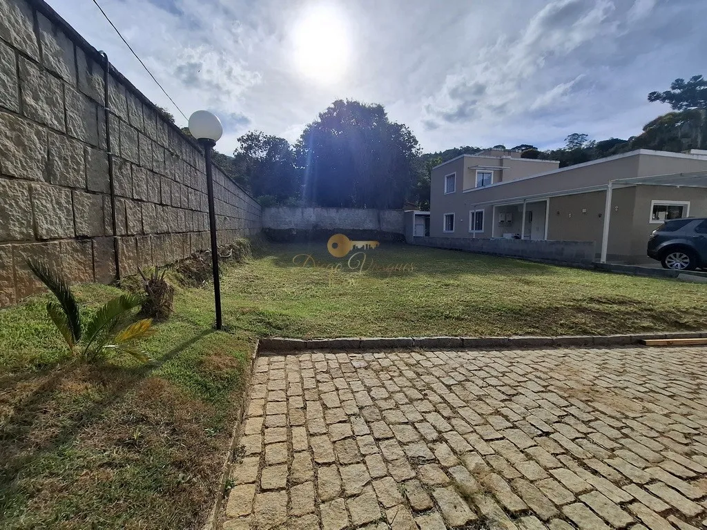 Imagem Terreno em Condomínio para Venda em Teresópolis / RJ no bairro Parque do Imbui