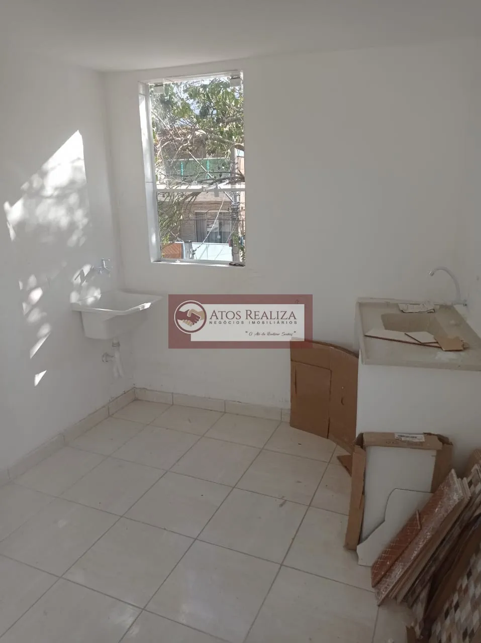 Imagem Sobrado à Venda em Jardim das Imbuias com casas de aluguel, SP -