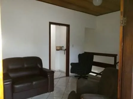 Imagem Casa à venda 3 Quartos, 1 Suite, 6 Vagas, 300M², Parque São Domingos, Pindamonhangaba - SP