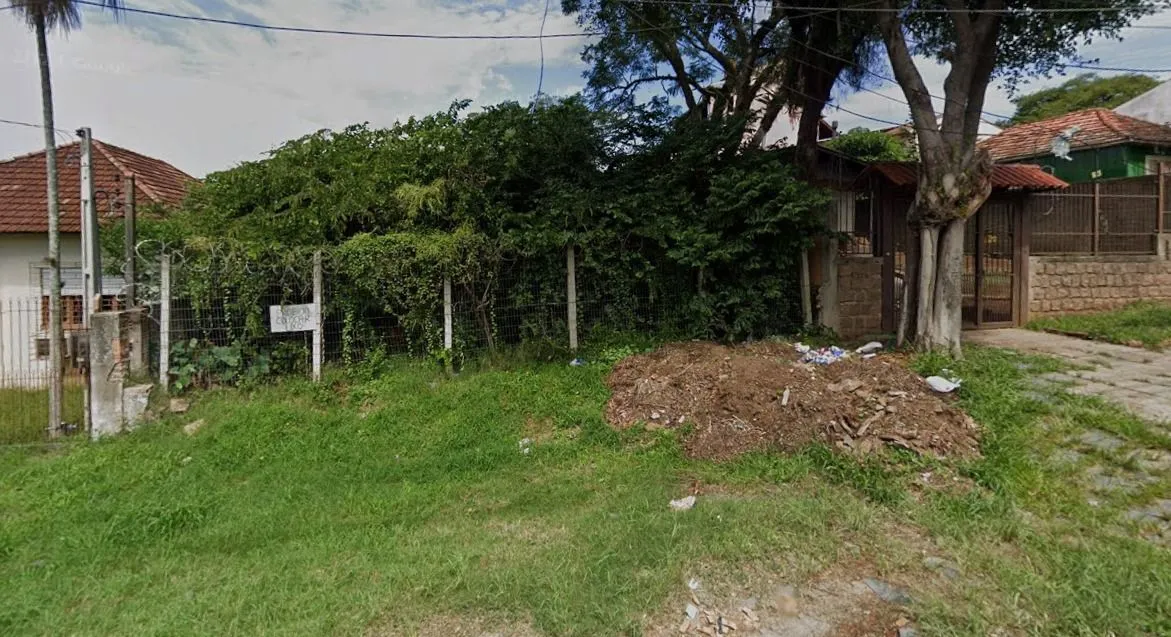 Imagem Exelente Terreno com 600,60m² sendo 11x54,60m²