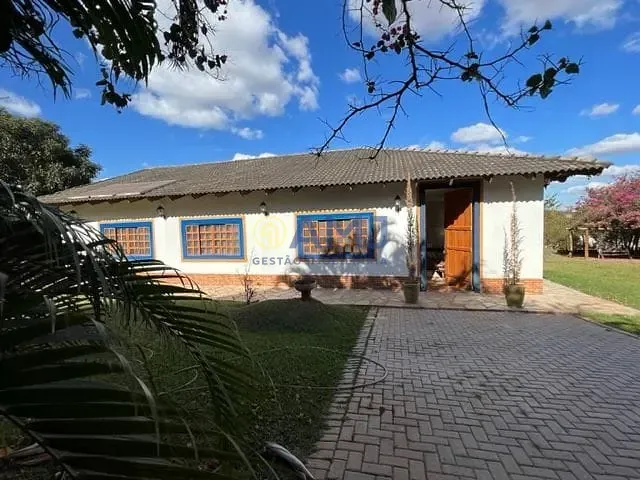 Foto do imóvel Chácara no Condomínio Parque dos Cisnes em Endereço não informado