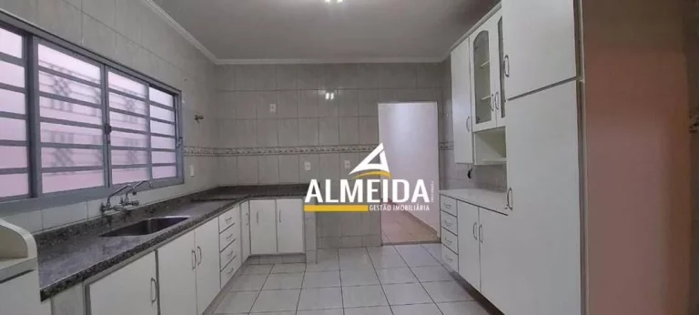 Imagem Casa com 3 dormitórios à venda, 130 m² por R$ 530.000,00 - Vila Alemã - Rio Claro/SP