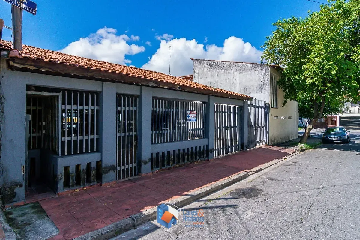 Foto do imóvel Casa para venda em Jardim Esmeralda com 5 quartos, 243m² em Rua Doutor Álvaro Martins Sevilha