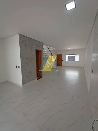 Imagem Sobrado Moderno com 3 Dormitórios e 4 Vagas à Venda em Santo André