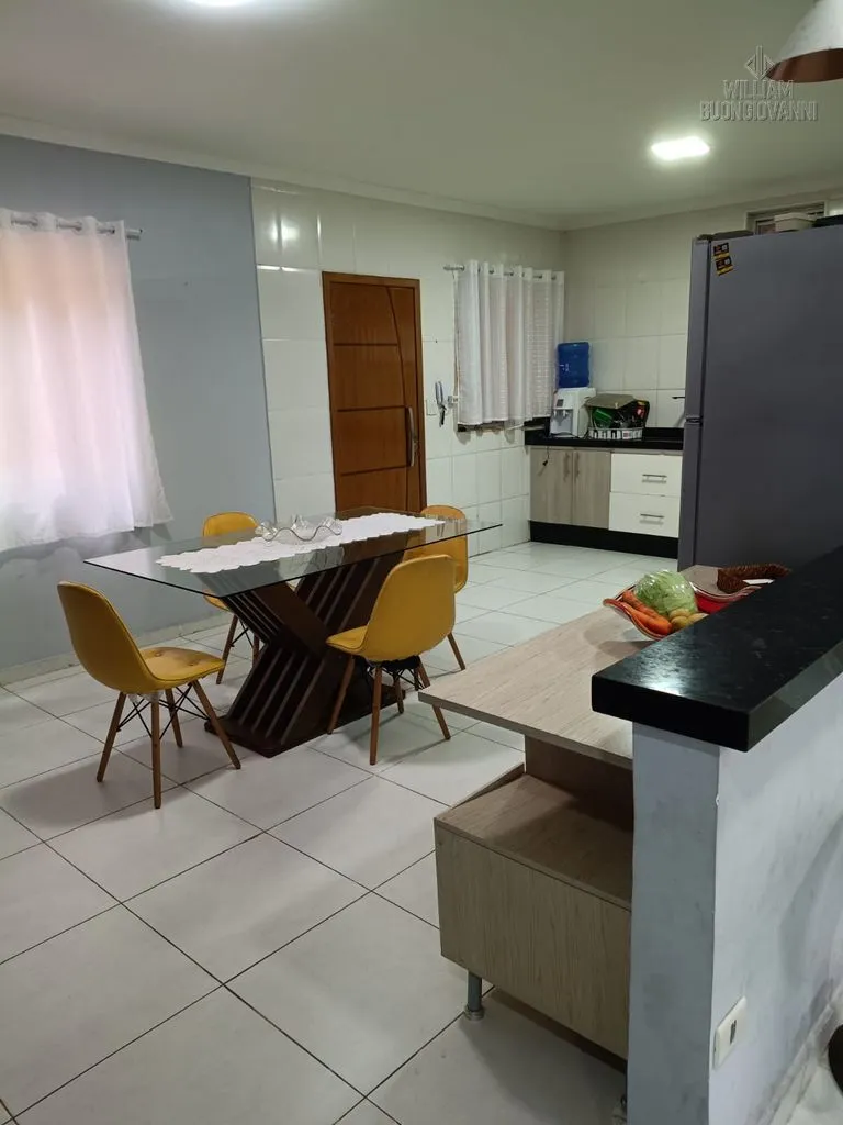 Imagem Casa 4 dormitórios sendo 1 suíte no bairro FLORIDA