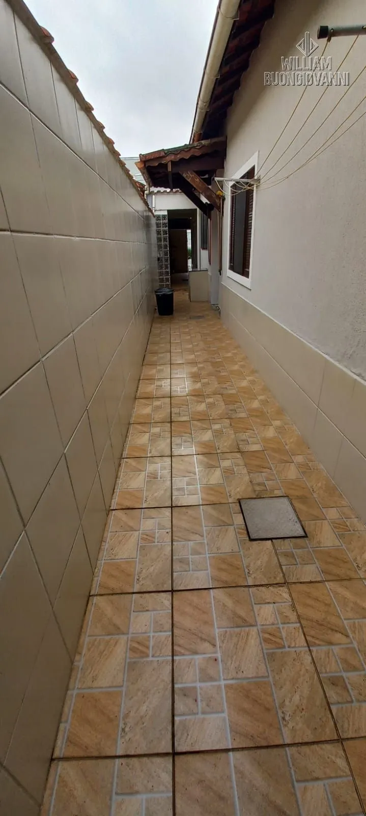 Imagem Casa térrea reformada com piscina no Balneário Flórida