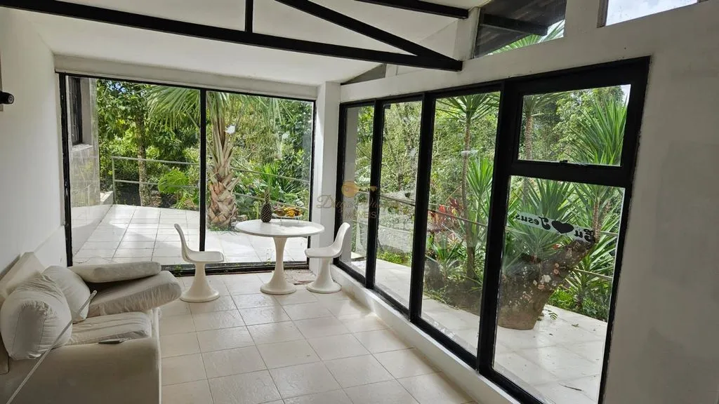 Imagem Casa para Venda em Teresópolis / RJ no bairro Soberbo