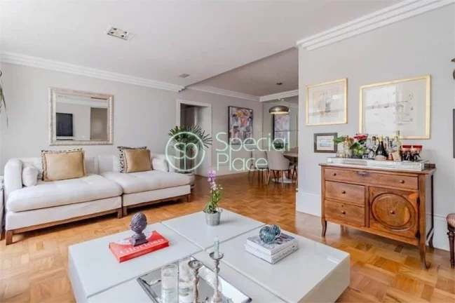 Imagem Apartamento com excelente reforma numa das melhores localizações do Jardim Paulista. Com espaços ...
