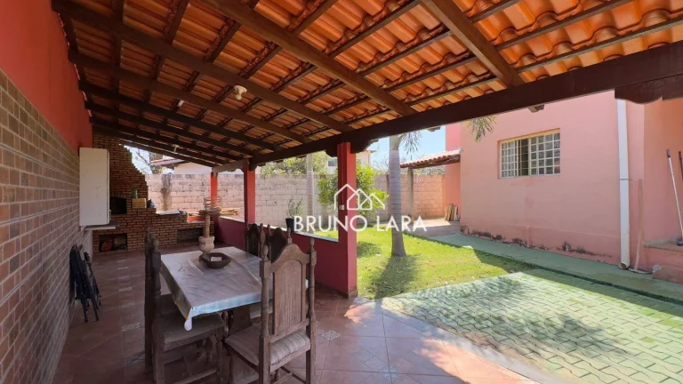 Imagem Casa à venda no Bairro Pedra Grande - Igarapé MG