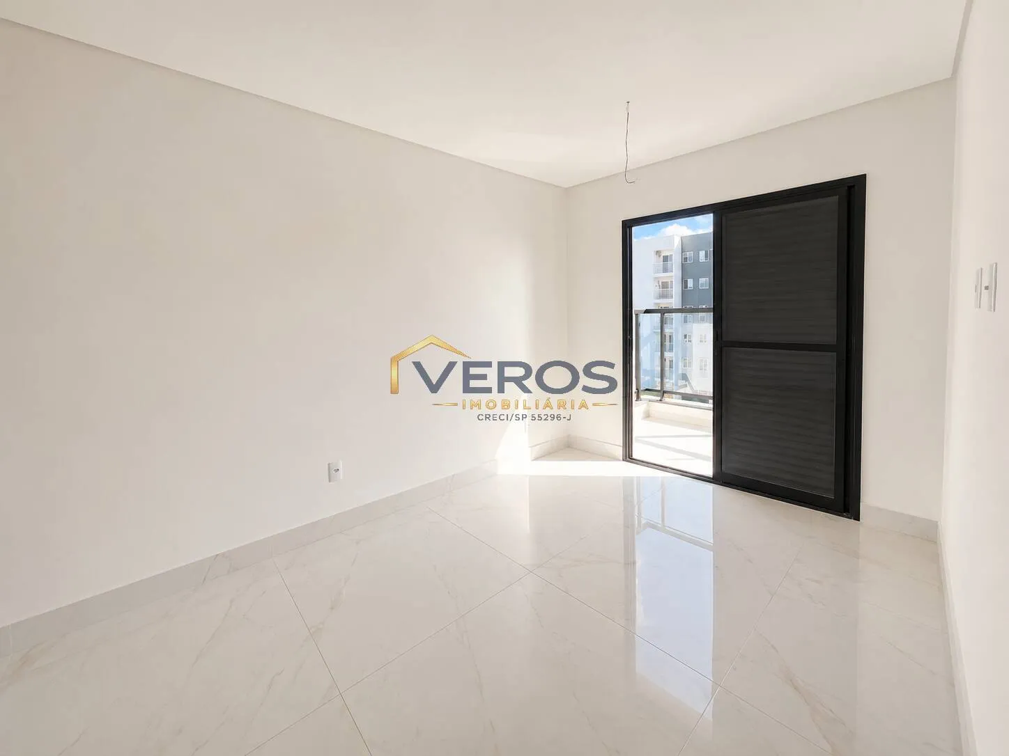 Imagem Apartamento novo a venda perto do centro de Caraguá com churrasqueira