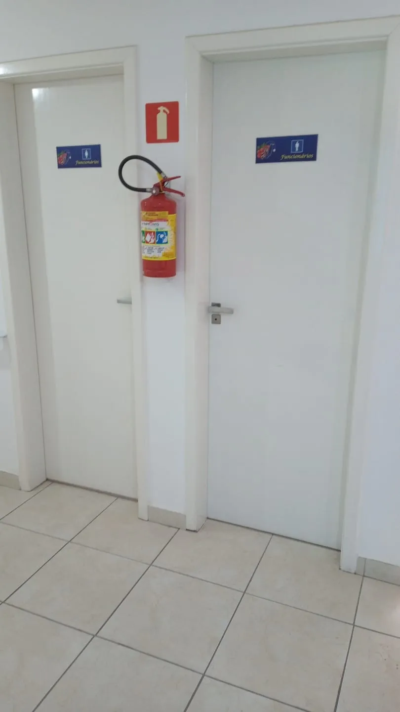 Imagem Comercial à venda 4 Quartos, 1 Vaga, 156.4M², Parque São Domingos, Pindamonhangaba - SP