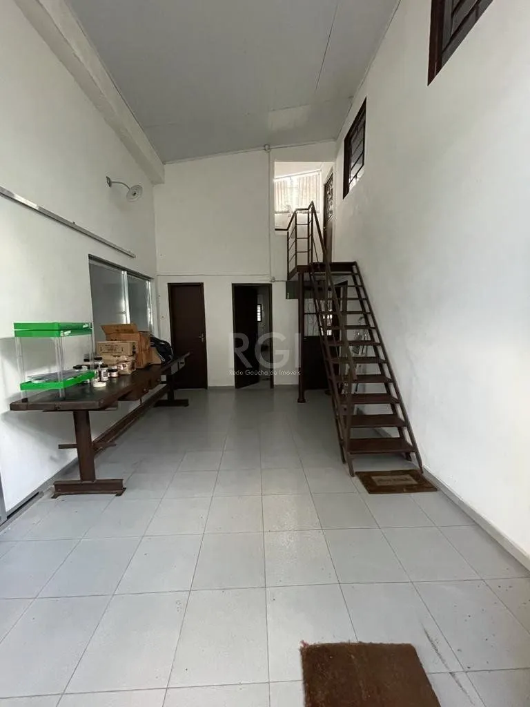 Imagem Casa para Venda - 594m², 2 dormitórios, 6 vagas - Vila João Pessoa