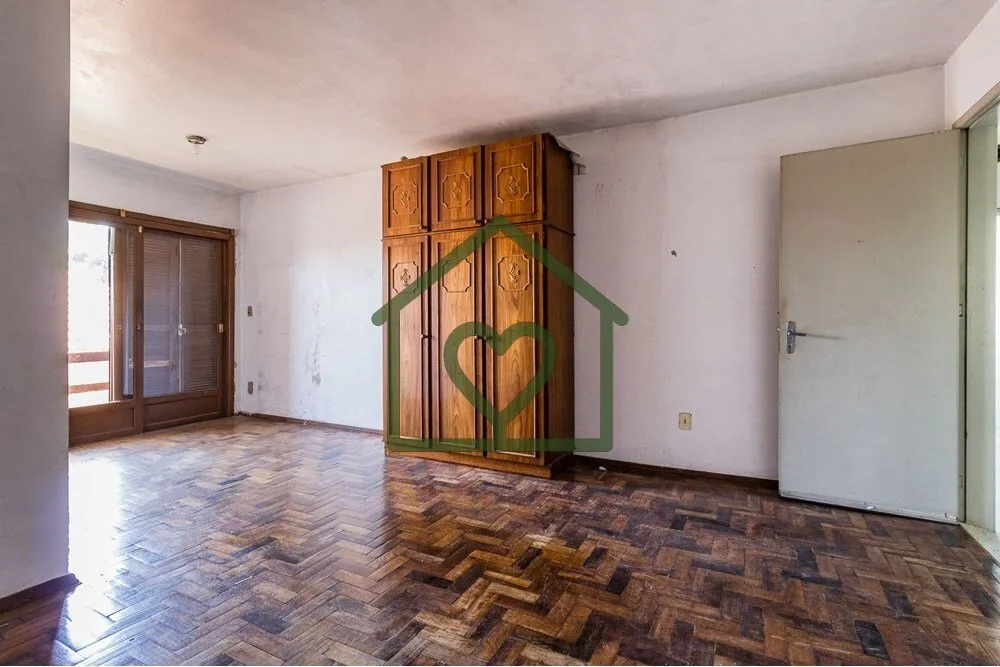 Imagem Terreno à Venda com área total de 528m² na Rua Guilherme Alves, 1744, Bairro Partenon. Oportunida...