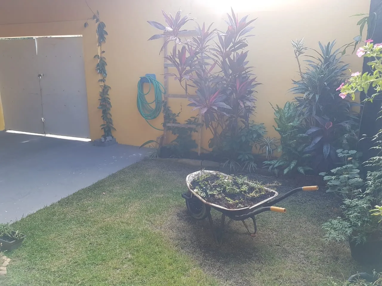 Imagem Casa à venda 3 Quartos, 2 Vagas, 200M², Vila Olívia, Potim - SP