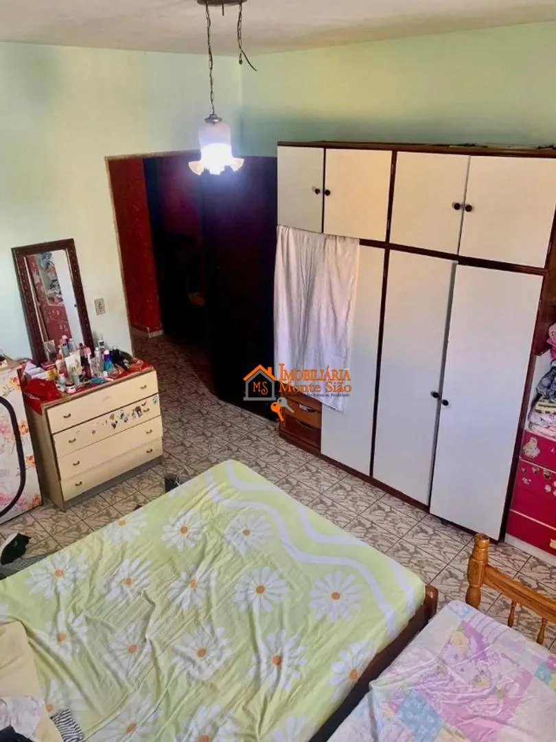 Imagem Sobrado com 3 dormitórios à venda, 430 m² por R$ 852.000,00 - Cidade Soberana - Guarulhos/SP