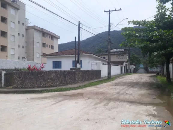 Imagem Casa com edícula no Perequê-açu
