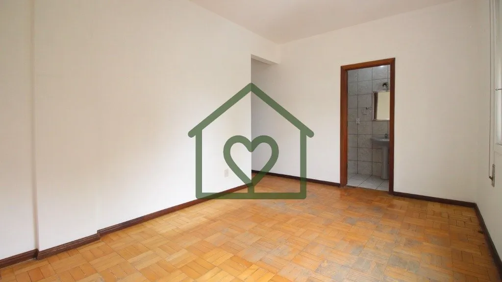 Imagem Apartamento amplo e no bairro Rio Branco, uma das regiões mais valorizadas de Porto Alegre. Com 135...
