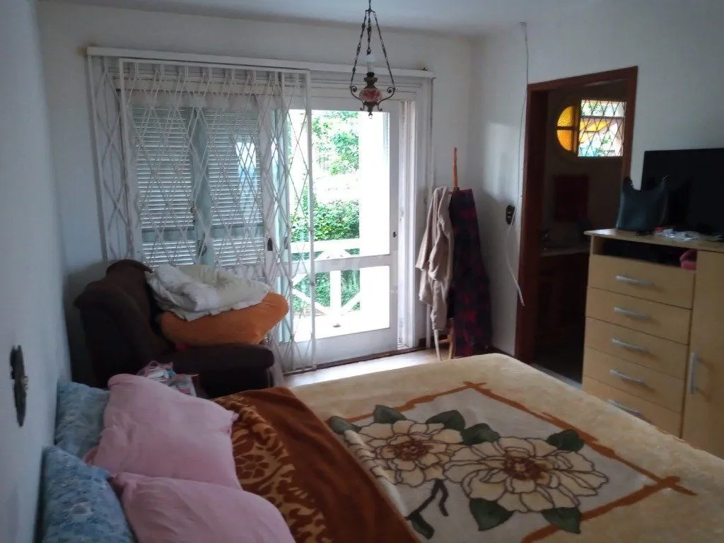 Imagem Casa para Venda - 256.87m², 3 dormitórios, sendo 1 suites, 2 vagas - Teresópolis