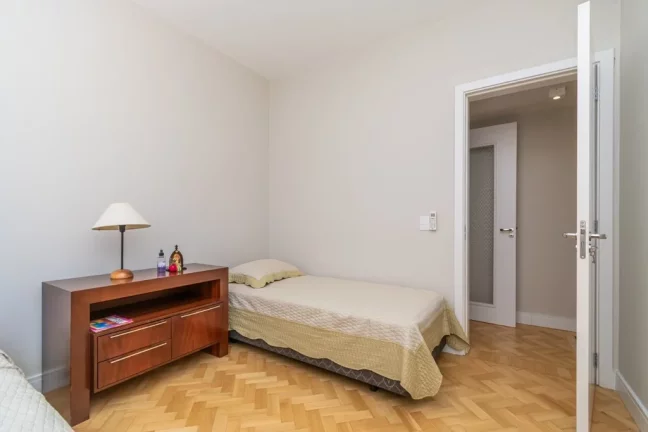 Imagem Apartamento para venda no bairro Moinhos de Vento em Porto Alegre