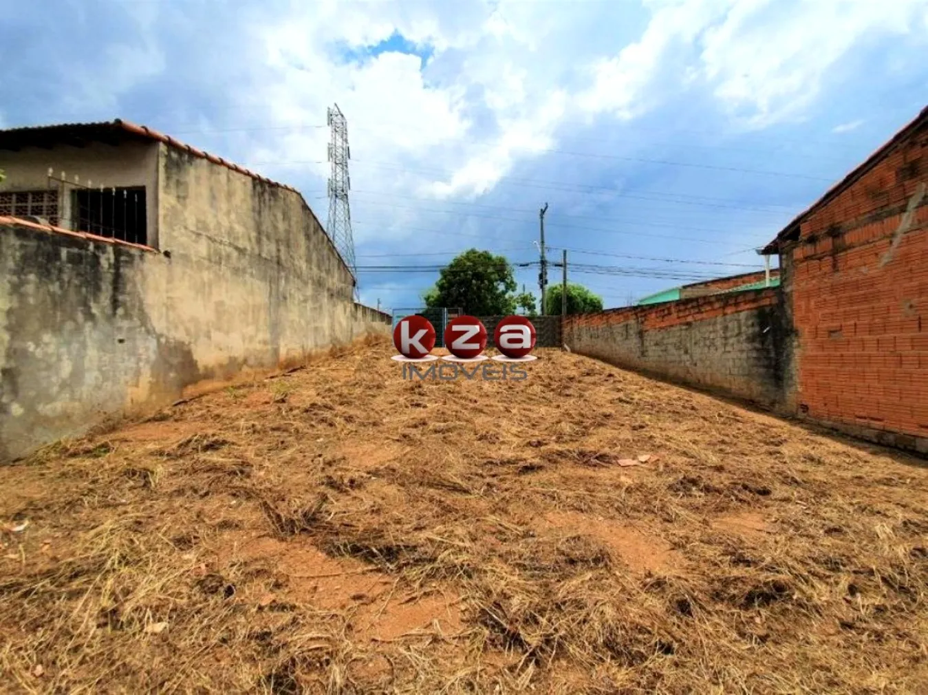 Imagem Oportunidade única: Terreno comercial à venda em Valinhos-SP, Parque das Colinas, com 300,00 m² de área