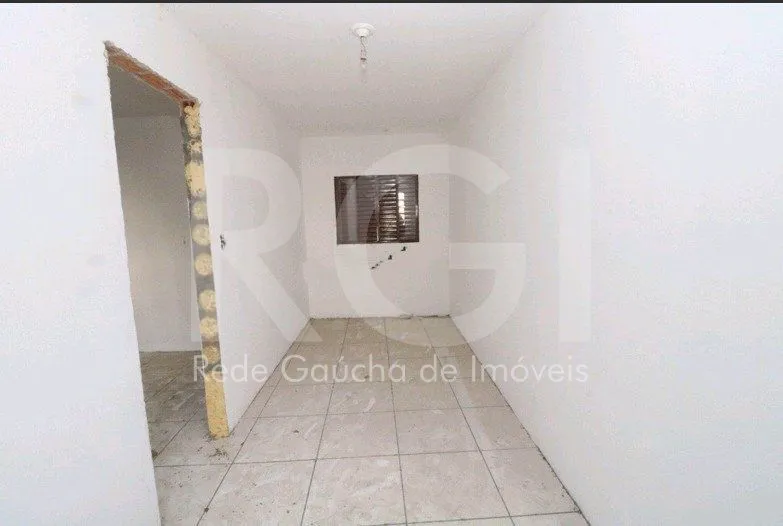 Imagem Casa para Venda - 280m², 3 dormitórios, 4 vagas - Cidade Baixa