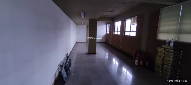 Imagem Prédio comercial com 4.078m² de área total próx. a Vila Sônia.