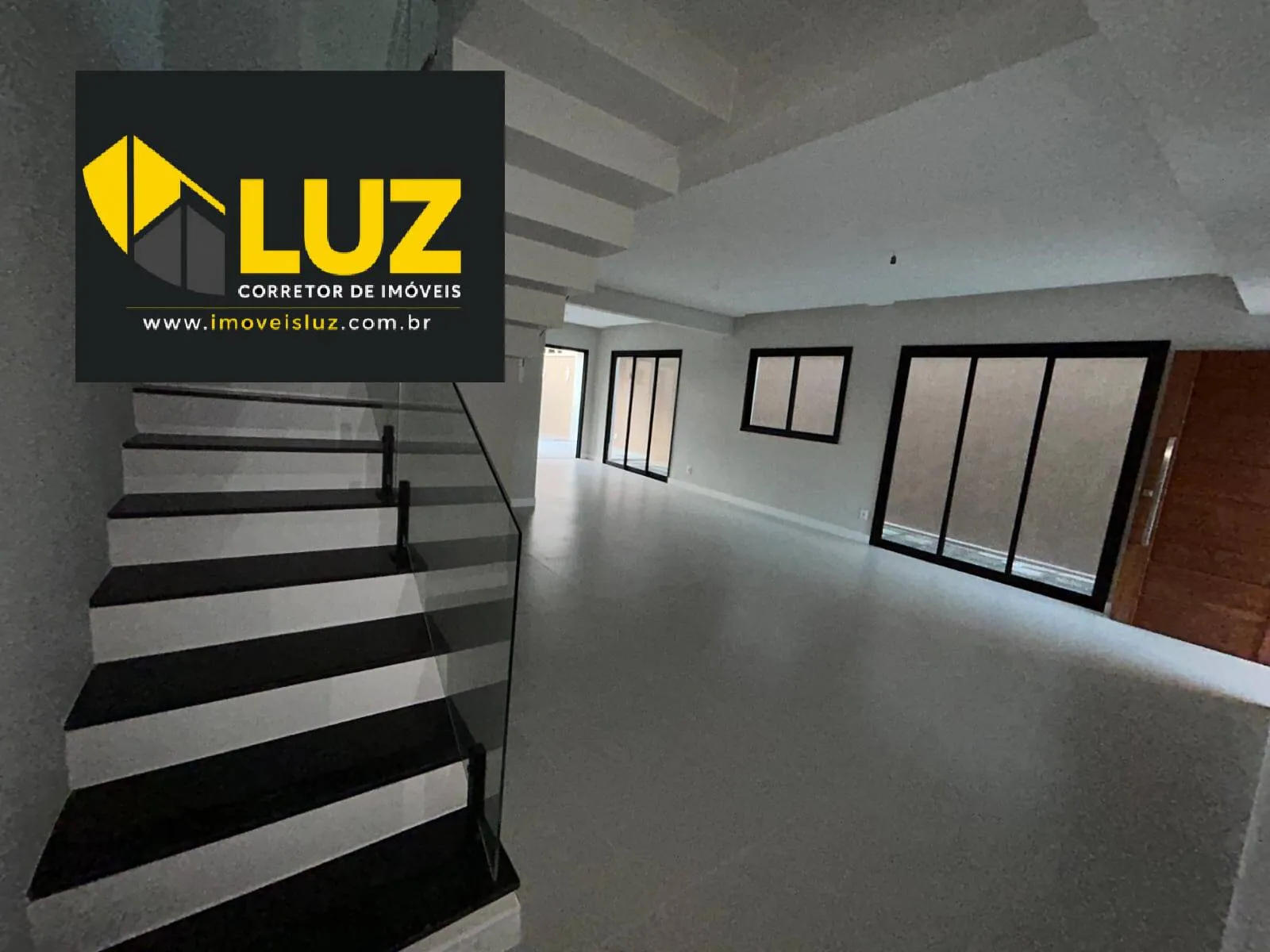 Imagem Casa de Alto Padrão à Venda no Condomínio Ignes Fiuza - Maraponga