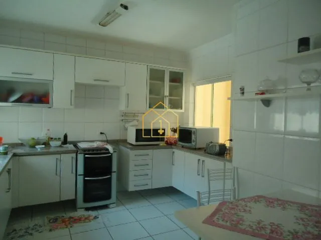 Imagem Sobrado à venda 198² 4 quartos 2 suítes 4 vagas | Vila Scapelli - Santo André - SP