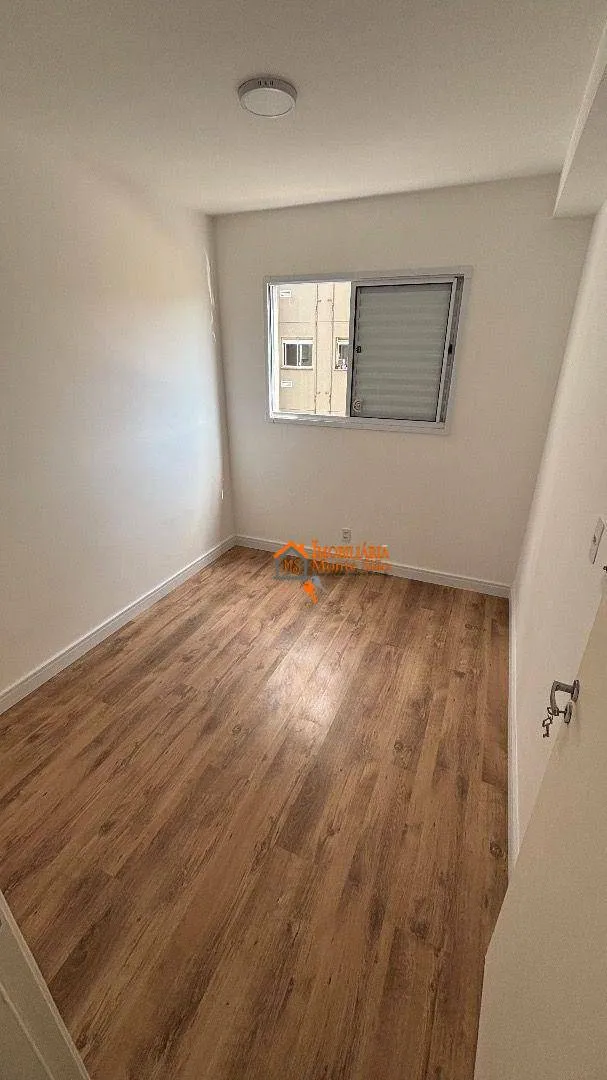 Imagem Apartamento com 2 dormitórios à venda por R$ 250.000,00 - O Pequeno Coração - Itaquaquecetuba/SP