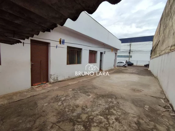 Imagem Casa com 3 dormitórios para alugar, 120 m² por R$ 4.000,00/mês - Centro - Igarapé/MG
