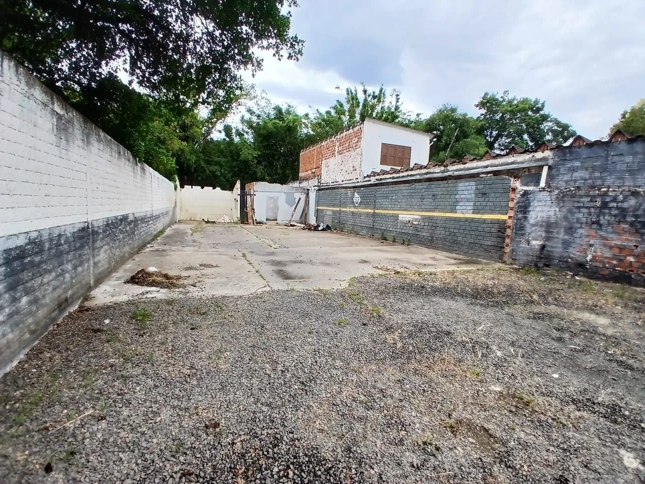 Imagem Terreno à venda na AV. BALTAZAR DE OLIVEIR GARCIA, 450, Jardim Itu Sabará, Porto Alegre